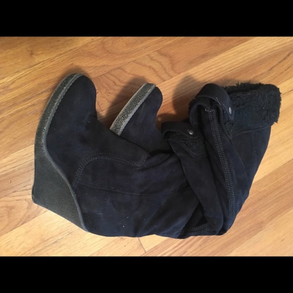 Black wedge heel boots